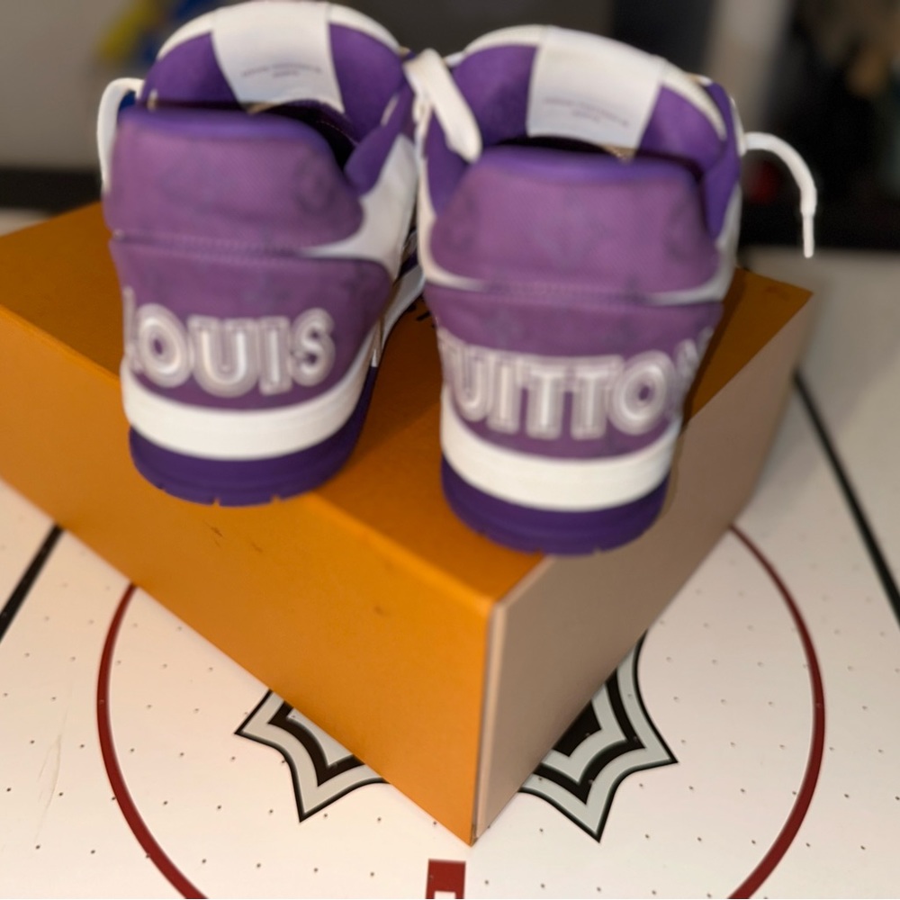 LV Trainer Sneaker - Picture 4 of 7